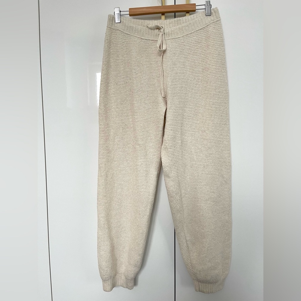American Eagle Aerie knit joggers pants